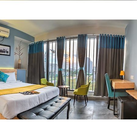 Aura Corporate Suites At Manyata Tech Park Bengalúr Exteriér fotografie